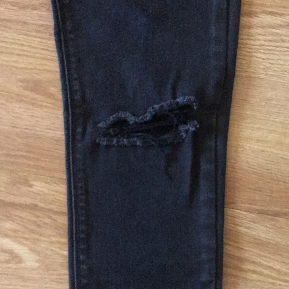 JUST BLACK Ripped Jeans - Picture 4 of 7